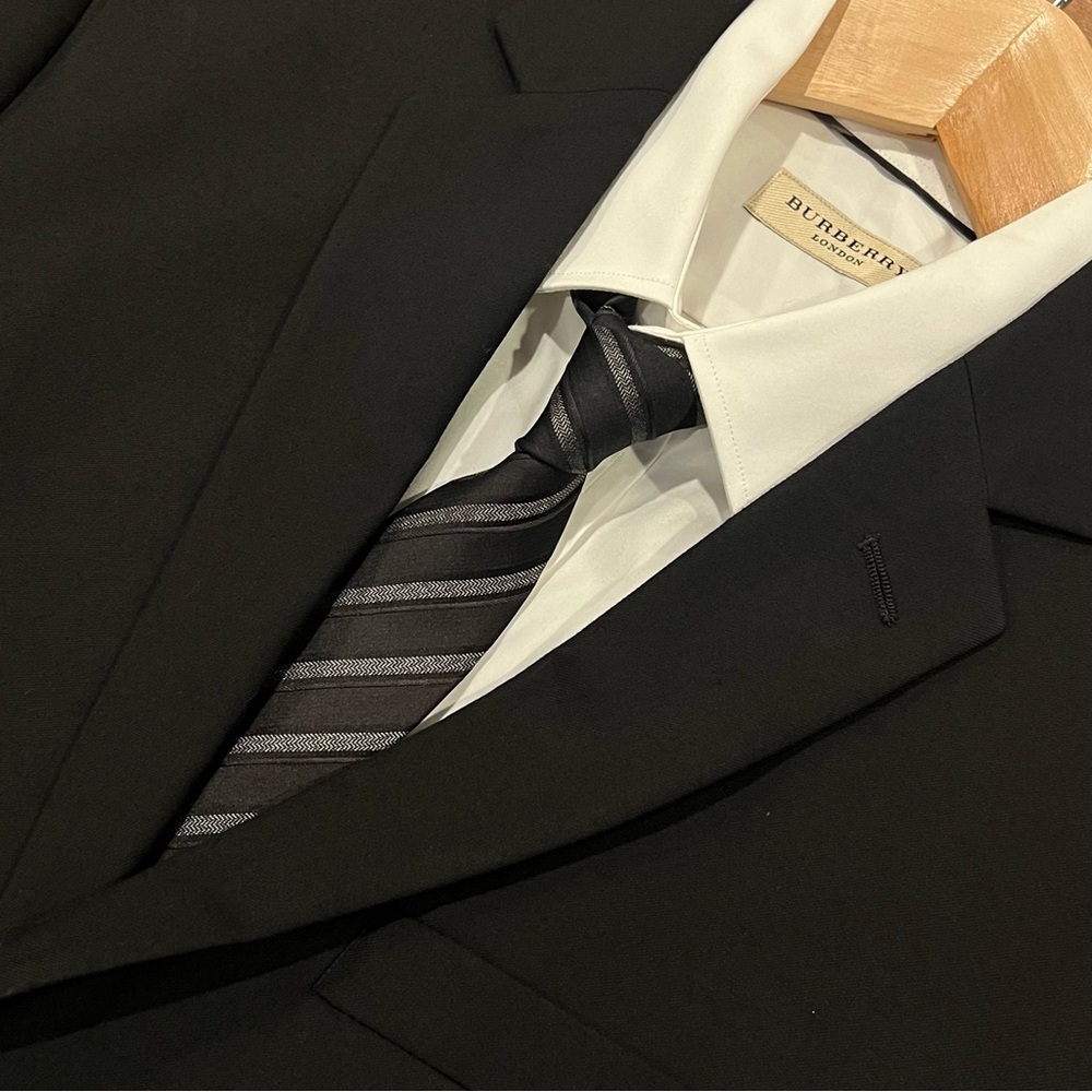 Kenneth Cole Reaction Men’s 2-Button Double Vent Suit Jacket Black 40S Black